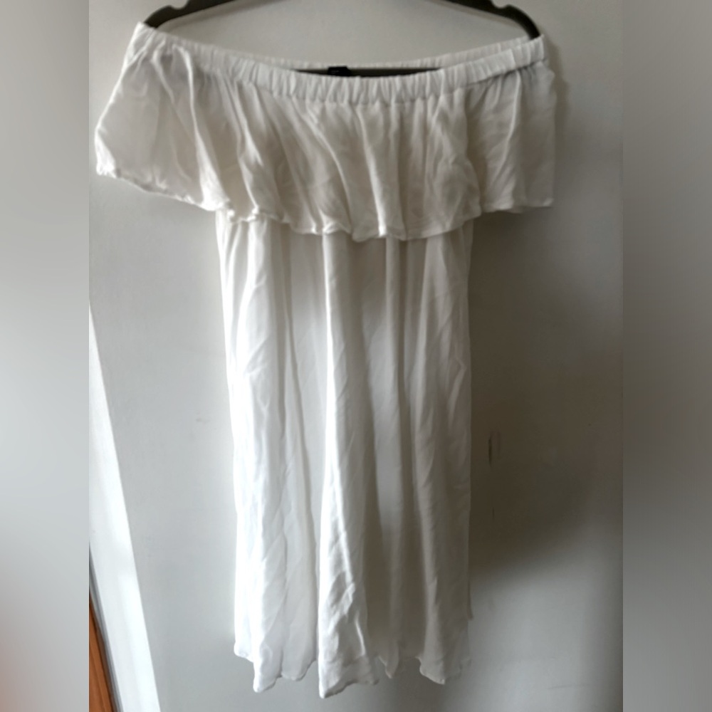 Off the shoulder ruffled mini dress. Spring time/summertime.